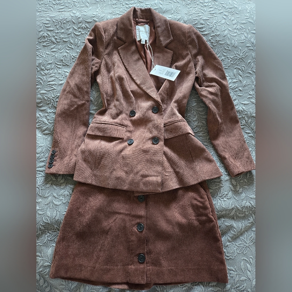 Hudson north suit